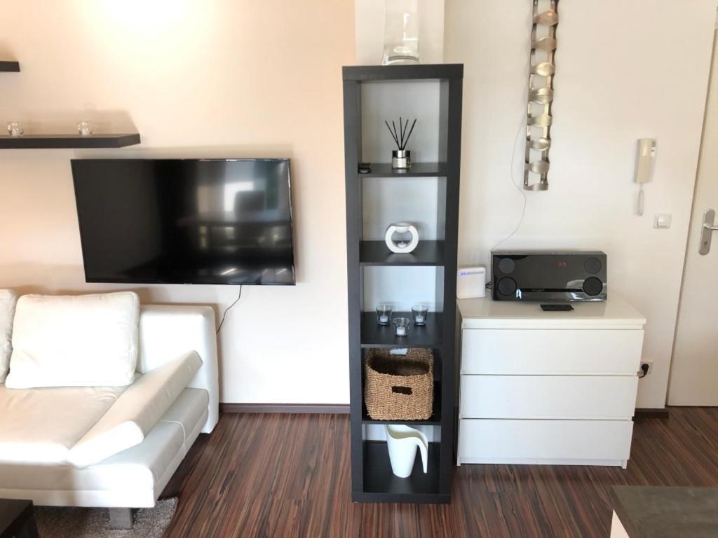 25H Garden Apartment Plus Private Beach Neusiedl am See Exterior photo