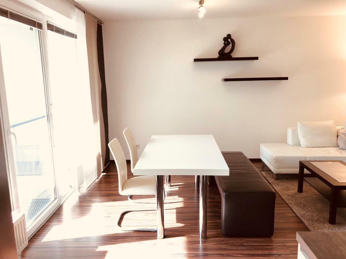 25H Garden Apartment Plus Private Beach Neusiedl am See Exterior photo
